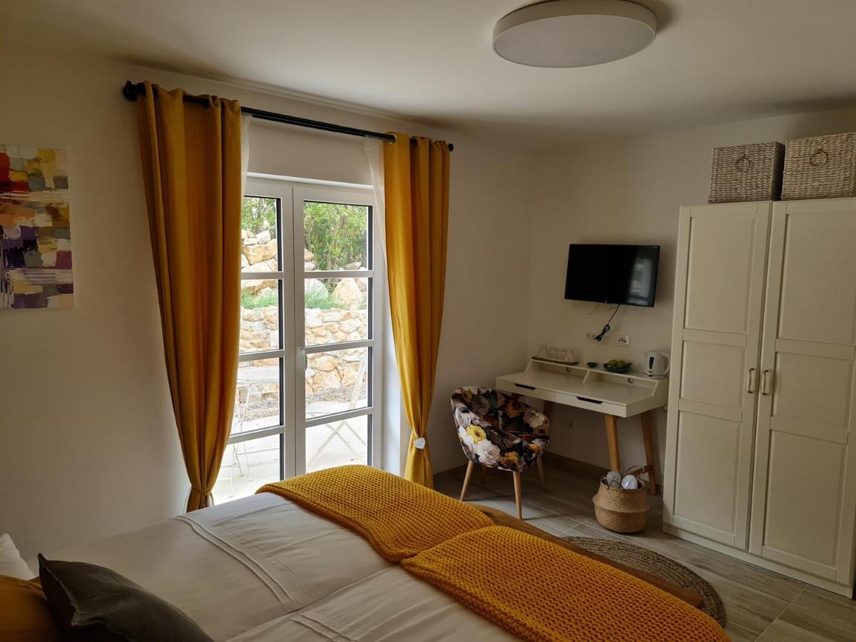 Boutique Resort Osma - Adults Only Малинска Экстерьер фото